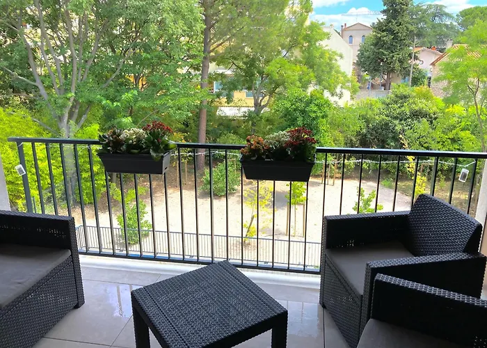 Design Au Coeur De Avec Parking Prive * مونبيلييه